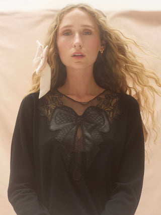 Bow Appliqué Sweater